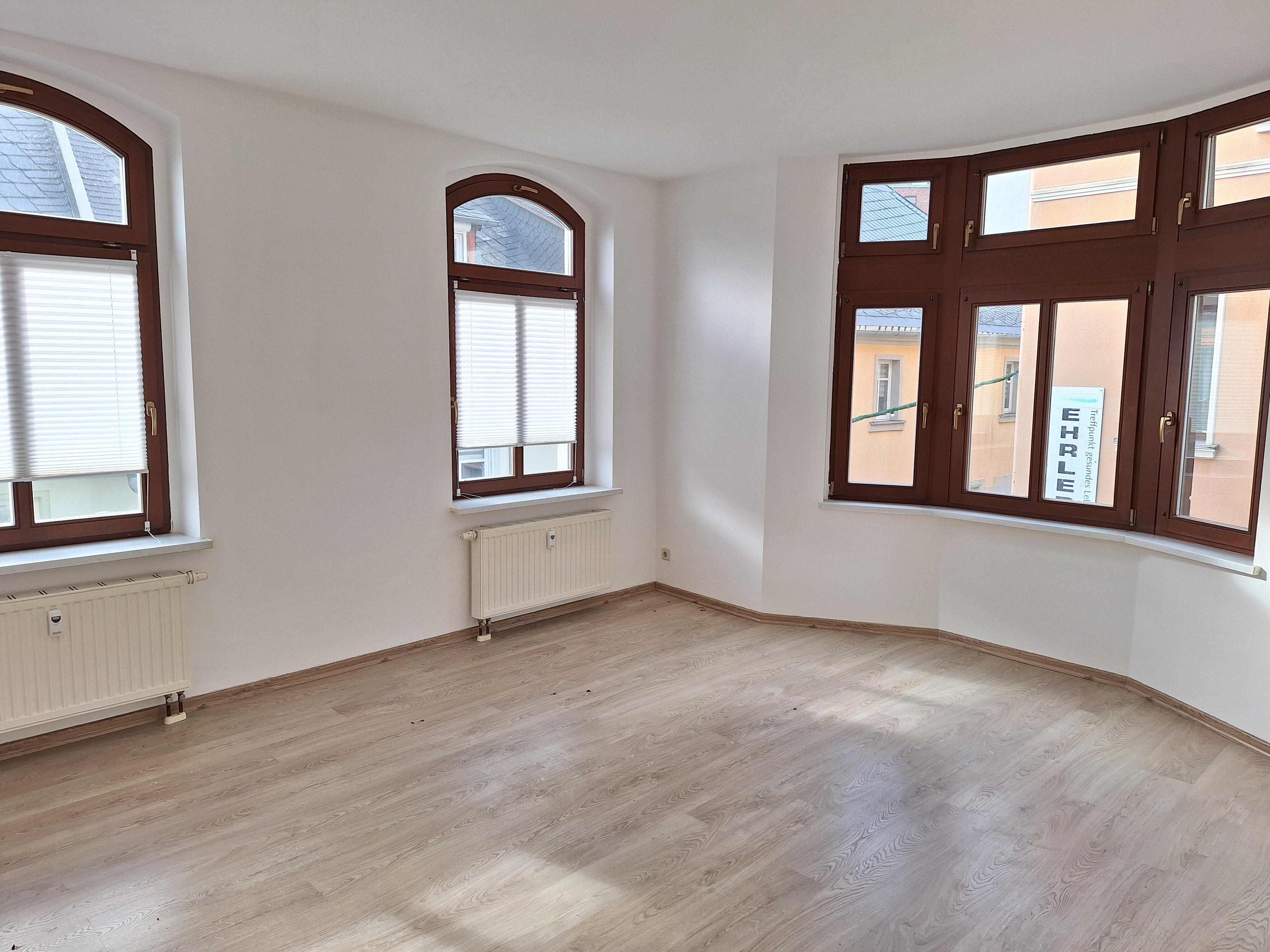 Wohnung zur Miete 470 € 3,5 Zimmer 97 m²<br/>Wohnfläche 1.<br/>Geschoss ab sofort<br/>Verfügbarkeit Zenkergasse 12 Reichenbach Reichenbach 08468