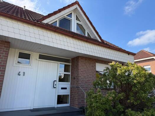 Doppelhaushälfte zum Kauf 299.000 € 4 Zimmer 106 m² 289 m² Grundstück frei ab sofort Versmold 33775