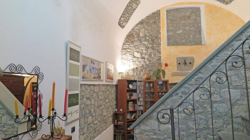 Einfamilienhaus zum Kauf 185.000 € 6 Zimmer 110 m² Aulla 54011