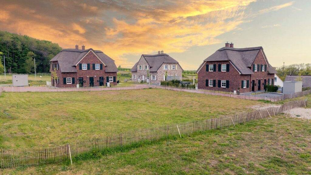 Haus zum Kauf - Erstbezug 495.000 € 3 Zimmer 91 m² 852 m² Grundstück Ranzow Lohme 18551