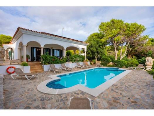Villa zum Kauf 1.700.000 € 4 Zimmer 226 m² 1.120 m² Grundstück Sant Lluís 07710