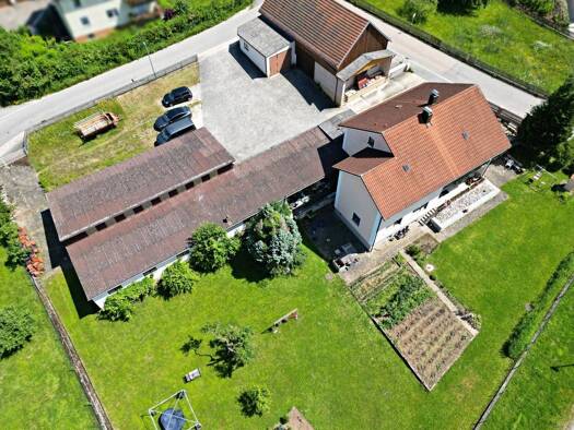 Mehrfamilienhaus zum Kauf 995.000 € 6 Zimmer 220 m² 2.754 m² Grundstück Undorf Nittendorf 93152
