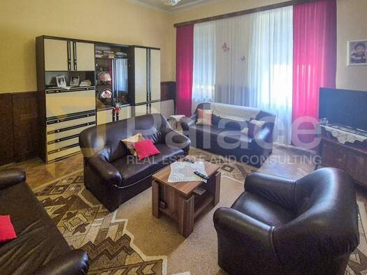 Einfamilienhaus zum Kauf 370.000 € 1 Zimmer 280 m² Knin 22300