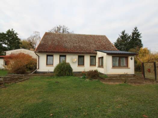 Einfamilienhaus zum Kauf provisionsfrei 139.000 € 3 Zimmer 100 m² 2.381 m² Grundstück Brüssow 17326