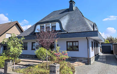 Villa zum Kauf 795.000 € 7 Zimmer 247 m² 826 m² Grundstück Wichterich Zülpich / Wichterich 53909