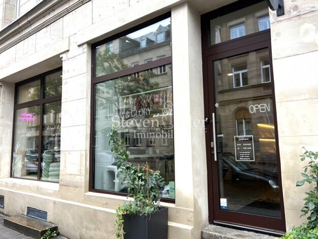 Laden zur Miete 1.500 € 47 m² Verkaufsfläche Innenstadt Fürth 90762