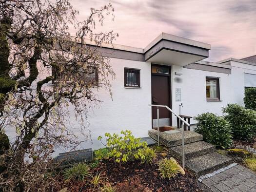 Bungalow zum Kauf 525.000 € 4 Zimmer 103,4 m² 182 m² Grundstück Riedenberg Stuttgart 70619