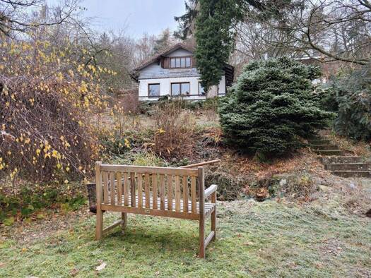 Bungalow zum Kauf 69.000 € 1 Zimmer 50 m² 2.500 m² Grundstück frei ab 01.05.2026 Schwarzhausen Waltershausen 99880