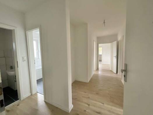 Terrassenwohnung zur Miete 459 € 4 Zimmer 82,8 m² EG Wiesenstraße 74 Sandhorst Aurich 26603