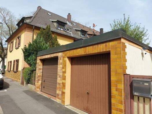 Mehrfamilienhaus zum Kauf 295.000 € 8 Zimmer 190 m² 210 m² Grundstück frei ab sofort Nordwestlicher Stadtteil Schweinfurt 97421