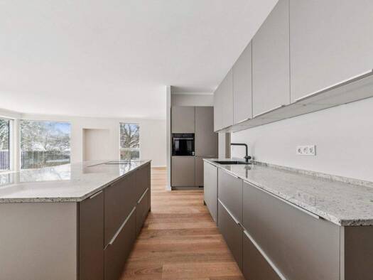 Penthouse zur Miete 5.650 € 5 Zimmer 216 m² Nienstedten Hamburg 22609