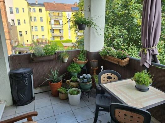 Wohnung zur Miete 700 € 3 Zimmer 80 m² 3. Geschoss frei ab 01.10.2026 Pforten Gera 07545