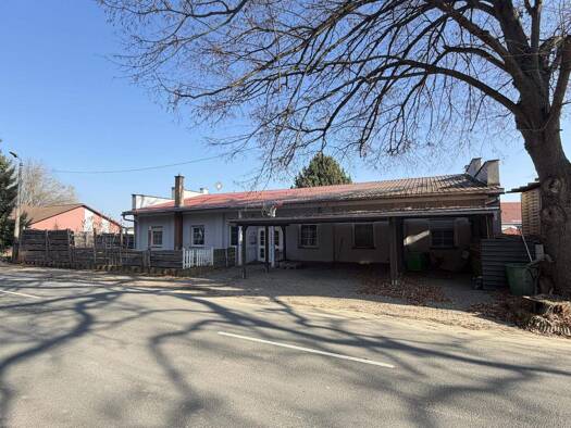 Einfamilienhaus zum Kauf provisionsfrei 111.300 € 6 Zimmer 200 m² 625 m² Grundstück Wuschlaub Lützen 06686