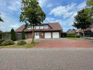 Einfamilienhaus zum Kauf 330.000 € 7 Zimmer 195 m² 799 m² Grundstück Falkenberg Garrel 49681