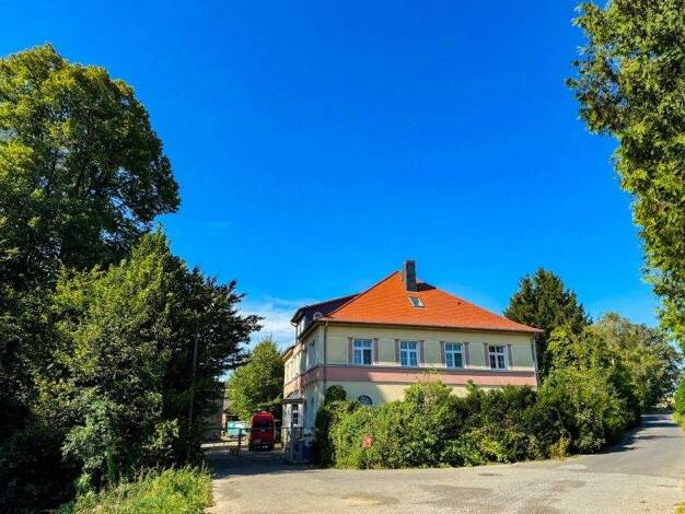 Villa zum Kauf 850.000 € 15 Zimmer 315 m² 4.450 m² Grundstück Zur Bunte 2 Goldbach Bischofswerda 01877