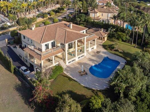Villa zum Kauf provisionsfrei 2.475.000 € 7 Zimmer 991 m² 2.300 m² Grundstück Sotogrande