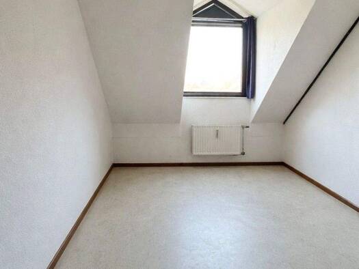 Studio zur Miete 450 € 1 Zimmer 15 m² 5. Geschoss frei ab 01.04.2026 Innenstadt Erlangen 91054