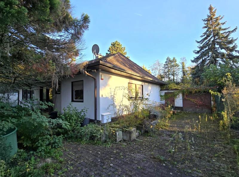 Einfamilienhaus zum Kauf 398.000 € 7,5 Zimmer 187 m²<br/>Wohnfläche 964 m²<br/>Grundstück Neuenburg Neuenburg 79395