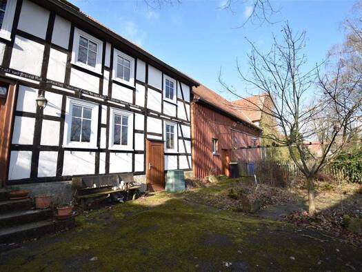 Mehrfamilienhaus zum Kauf 398.000 € 10 Zimmer 306 m² 2.747 m² Grundstück frei ab 01.02.2026 Rhadern Lichtenfels , Hess 35104