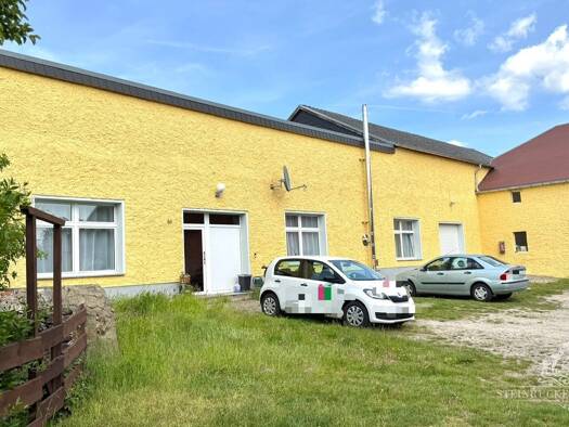 Einfamilienhaus zum Kauf 300.000 € 5 Zimmer 157 m² 1.000 m² Grundstück Marsdorf Dresden / Marsdorf 01108