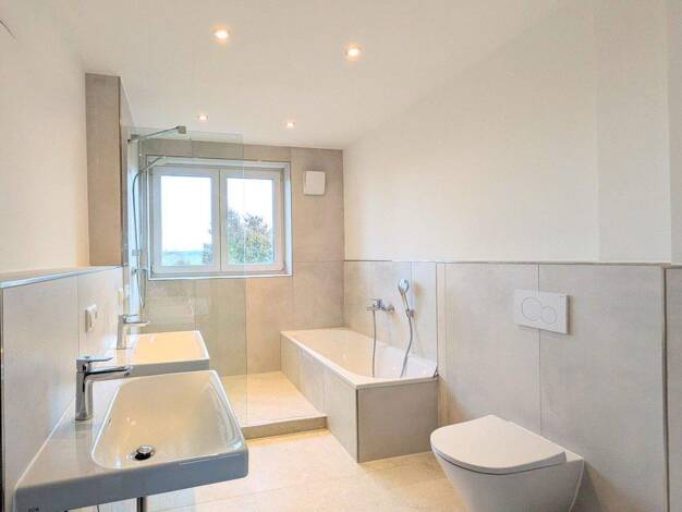 Wohnung zur Miete 1.750 € 4 Zimmer 110 m² 2. Geschoss Kilianstädten Schöneck 61137