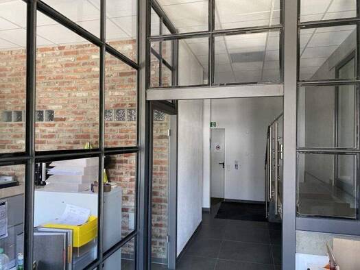 Bürogebäude zur Miete 8 € 12 Zimmer 597,3 m² Bürofläche teilbar ab 153 m² Donautal Ulm 89073