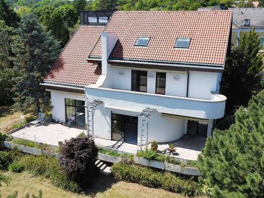 Haus zum Kauf 1.899.000 € 290 m² 1.739 m² Grundstück Baden 2500