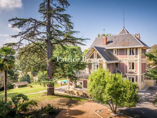 Reihenmittelhaus zum Kauf 680.000 € 8 Zimmer 300 m² 2.500 m² Grundstück Saint-Gaudens 31800