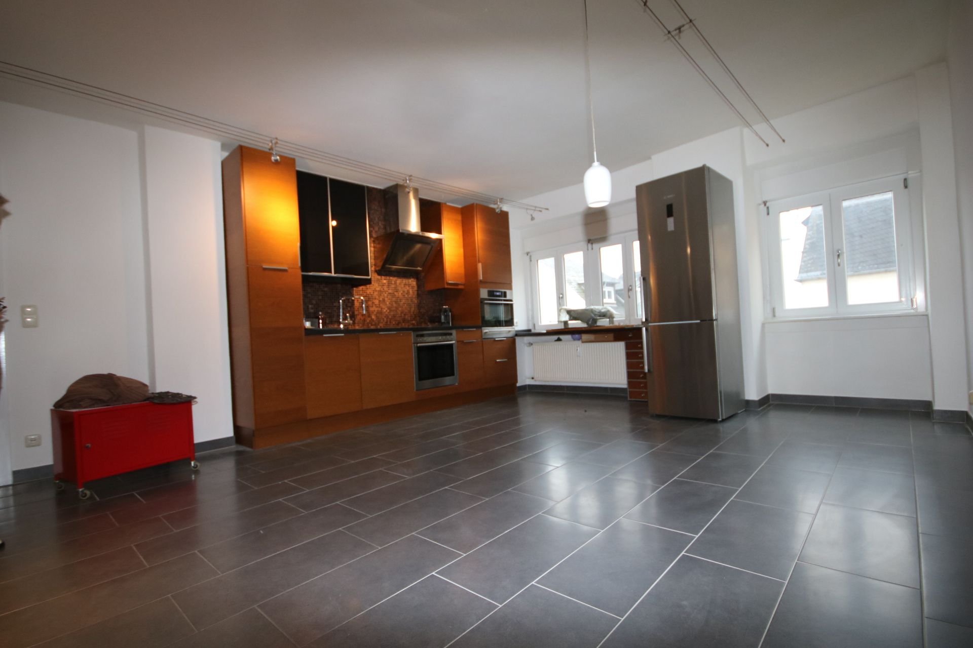 Wohnung zur Miete 830 € 2 Zimmer 80 m²<br/>Wohnfläche 2.<br/>Geschoss 01.01.2025<br/>Verfügbarkeit Gallus Frankfurt am Main 60326