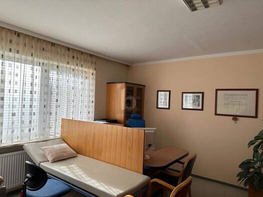 Praxis zur Miete 10 € Grein 4360