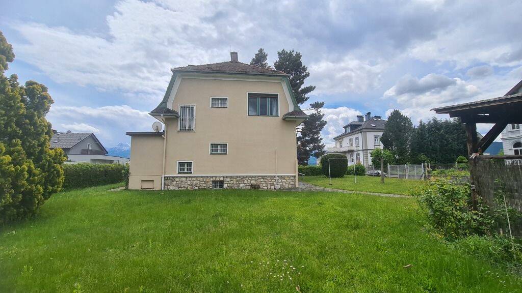 Einfamilienhaus zum Kauf – další