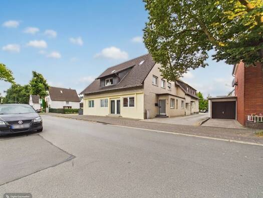 Mehrfamilienhaus zum Kauf 795.000 € 20 Zimmer 611 m² 1.113 m² Grundstück frei ab 01.09.2026 Innenstadt Gütersloh 33332