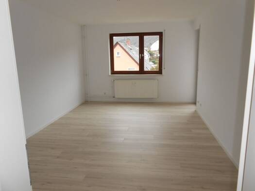 Wohnung zur Miete 580 € 3 Zimmer 77 m² frei ab sofort Nassau 56377