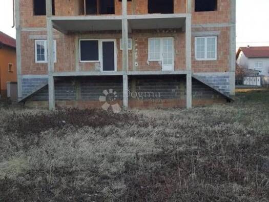 Haus zum Kauf 500.000 € 20 Zimmer 720 m² Podvinje, Slavonski Brod Slavonski Brod 35000