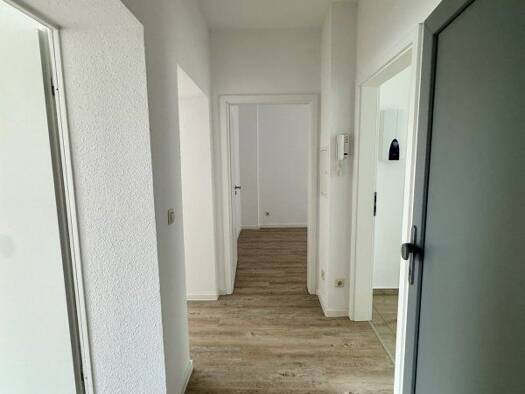 Wohnung zur Miete 860 € 3 Zimmer 75 m² frei ab sofort Bahnhofstraße 28 Finow Eberswalde 16227