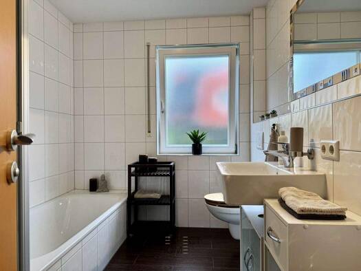 Wohnung zum Kauf 359.000 € 3 Zimmer 87 m² EG Willsbach Obersulm 74182