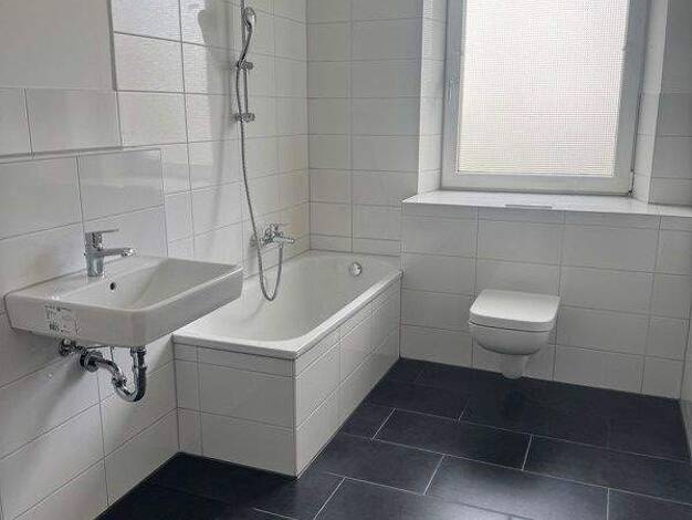 Wohnung zur Miete 917 € 3 Zimmer 91,7 m² frei ab 29.11.2025 Am Schwarzen Steg 1 Hammerstatt Bayreuth 95448