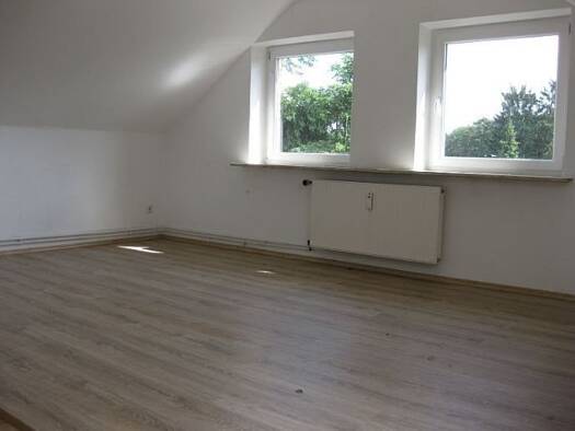 Wohnung zur Miete 295 € 1 Zimmer 34 m² 2. Geschoss Faßberg 29328