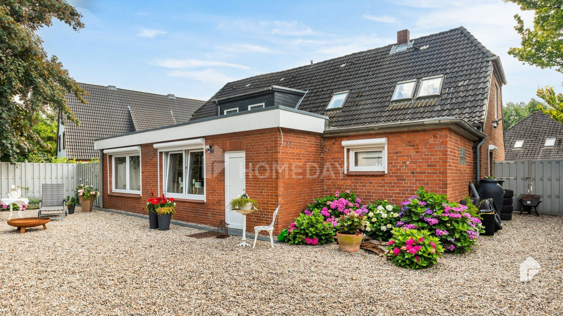 Mehrfamilienhaus zum Kauf 767.000 € 11 Zimmer 279 m²<br/>Wohnfläche 880 m²<br/>Grundstück Osterrönfeld 24783