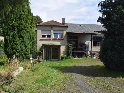 Mehrfamilienhaus zum Kauf 109.000 € 11 Zimmer 245,8 m² 1.195 m² Grundstück Sparneck 95234