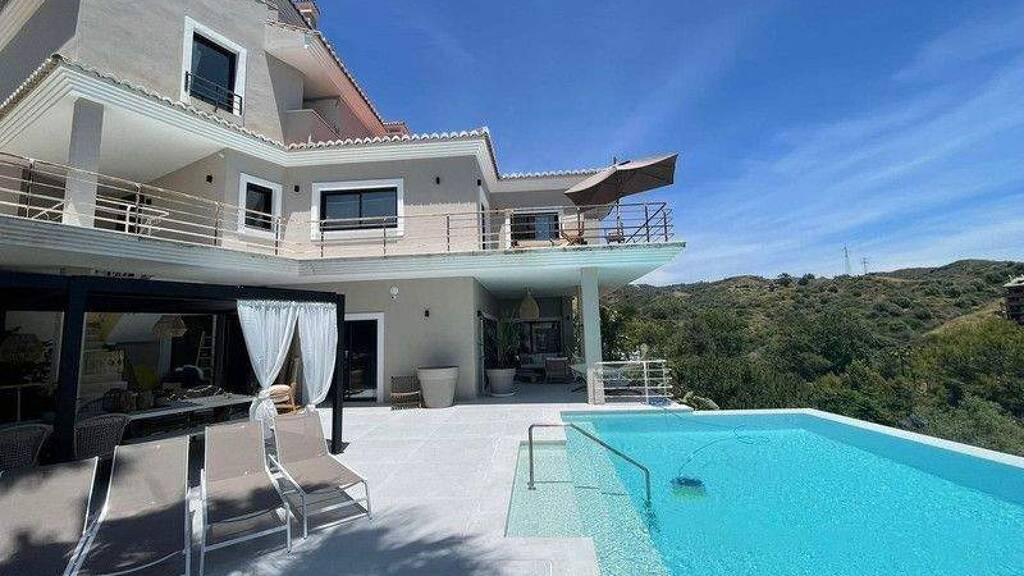 Einfamilienhaus zum Kauf 3.790.000 € 579 m² 1.335 m² Grundstück Elviria 29604