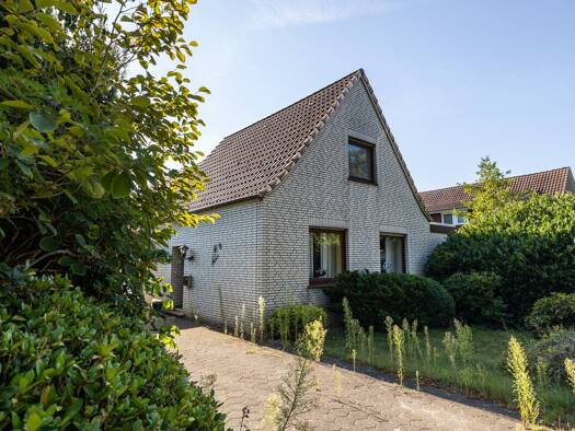 Einfamilienhaus zum Kauf 278.900 € 6 Zimmer 147,8 m² 1.124 m² Grundstück Stickgras/Annenriede Delmenhorst 27751