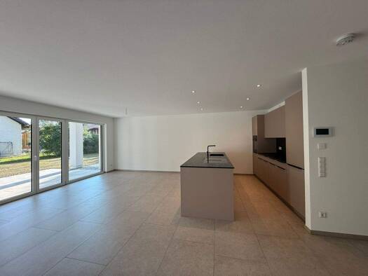 Wohnung zur Miete - Erstbezug 1.570 € 3,5 Zimmer 100,7 m² EG frei ab sofort Staufenstraße 14 Hilzingen 78247