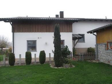 Haus zur Miete 1.200 € 7 Zimmer 149 m² 850 m² Grundstück frei ab sofort Tasching Cham 93413