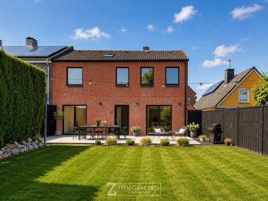 Einfamilienhaus zum Kauf 398.000 € 5 Zimmer 96,8 m² 448 m² Grundstück Garding 25836