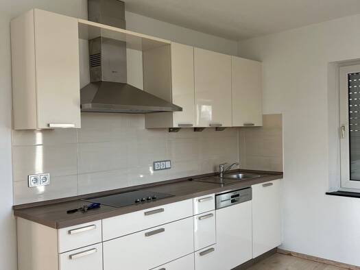 Wohnung zur Miete 1.150 € 4 Zimmer 89 m² Geschoss 1/1 Puschendorf 90617