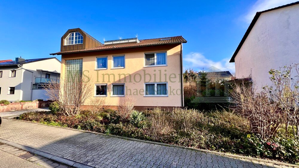 Mehrfamilienhaus zum Kauf 569.000 € 10 Zimmer 295,9 m²<br/>Wohnfläche 547 m²<br/>Grundstück Lampertheim Lampertheim 68623