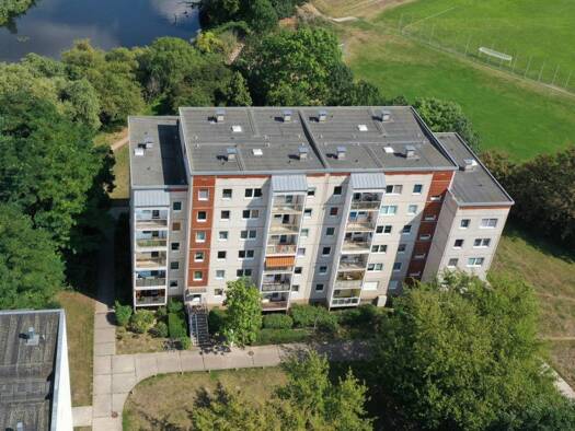 Wohnung zur Miete 330 € 2 Zimmer 44,1 m² 4. Geschoss frei ab 01.11.2026 Helmut-Kohl-Straße 63 Innenstadt Dessau-Roßlau 06842