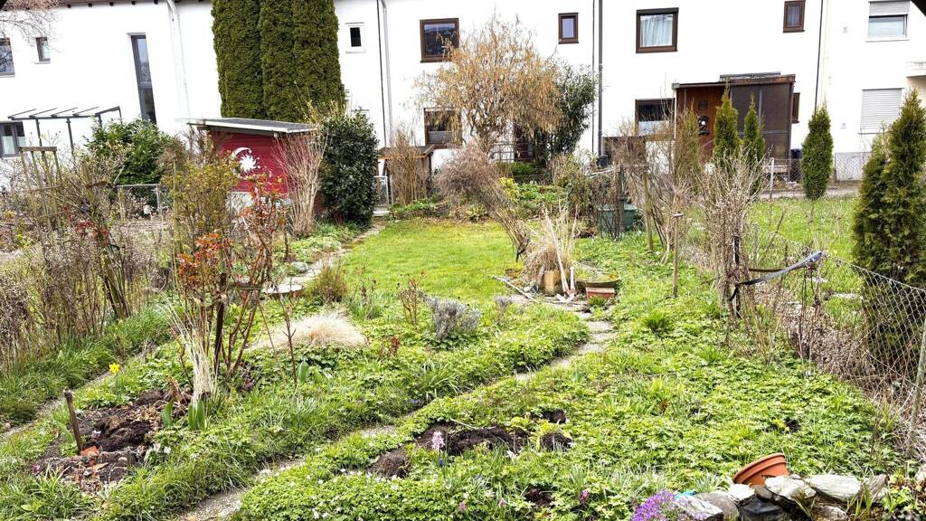 Reihenmittelhaus zum Kauf 475.000 € 4 Zimmer 100 m² 197 m² Grundstück frei ab sofort Fürstätt Rosenheim 83024