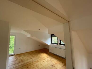 Wohnung zur Miete 700 € 1 Zimmer 85 m² Unterwall Berg bei Neumarkt in der Oberpfalz 92348